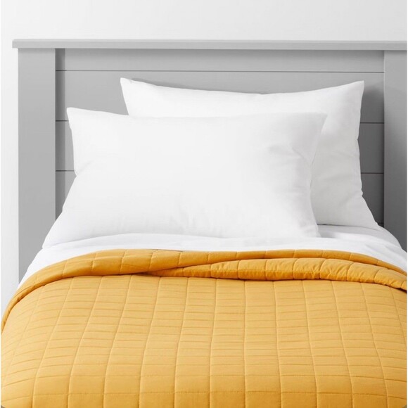 Twin Size Box Stitch Microfiber Kids' Quilt Yellow - Pillowfort - Picture 1 of 6